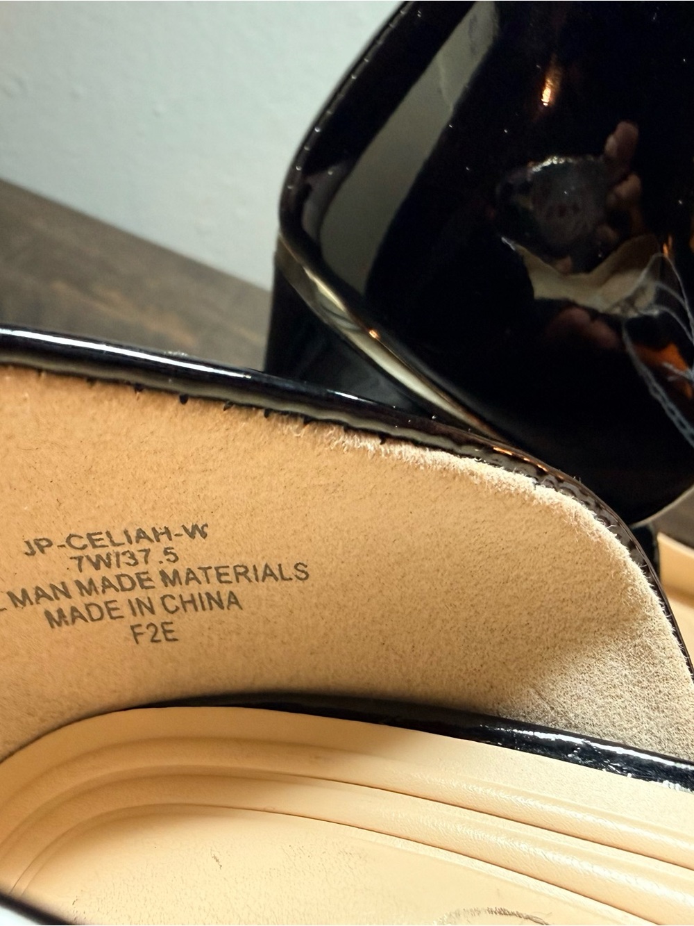 Jessica Simpson Black Patent High Heel Pump Size 7W New - Picture 9 of 9